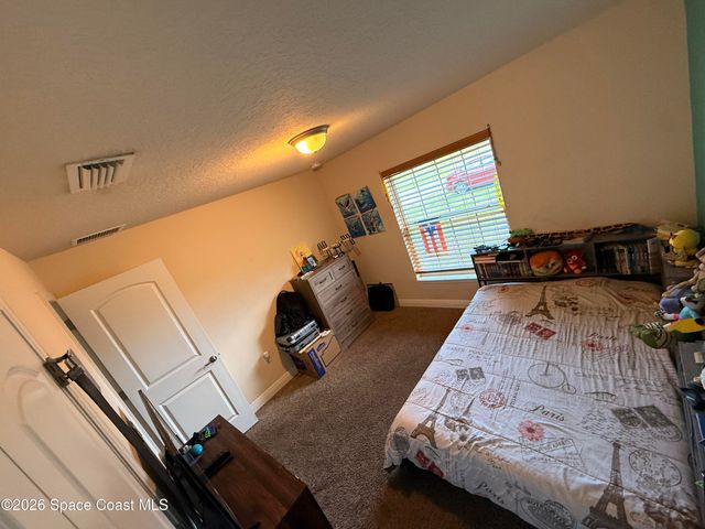 210 Krassner Drive NW, Palm Bay, FL 32907