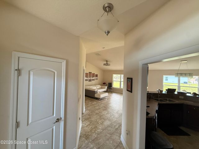 210 Krassner Drive NW, Palm Bay, FL 32907