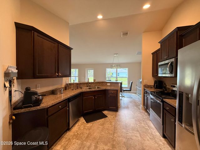 210 Krassner Drive NW, Palm Bay, FL 32907