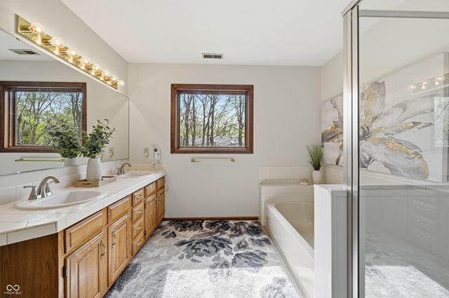 5501 Spicebush Drive, Indianapolis, IN 46254