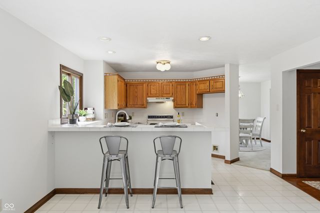 5501 Spicebush Drive, Indianapolis, IN 46254