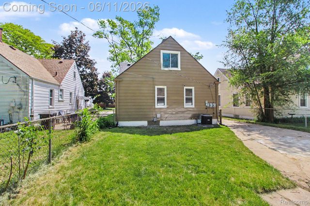 11311 Tecumseh, Redford Charter Township, MI 48239