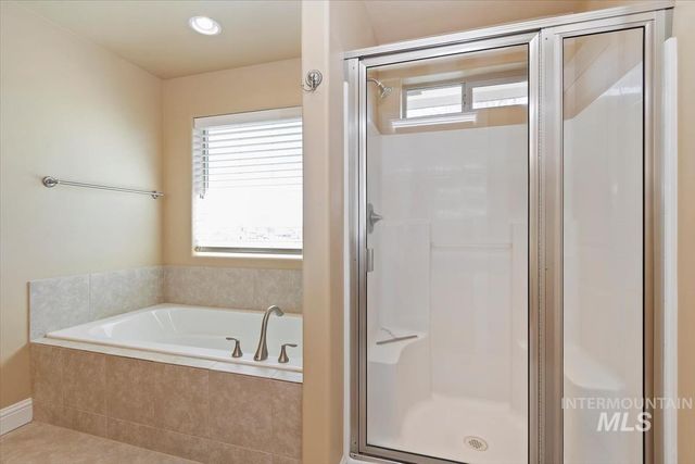 18794 Smiley Peak Ave, Nampa, ID 83687