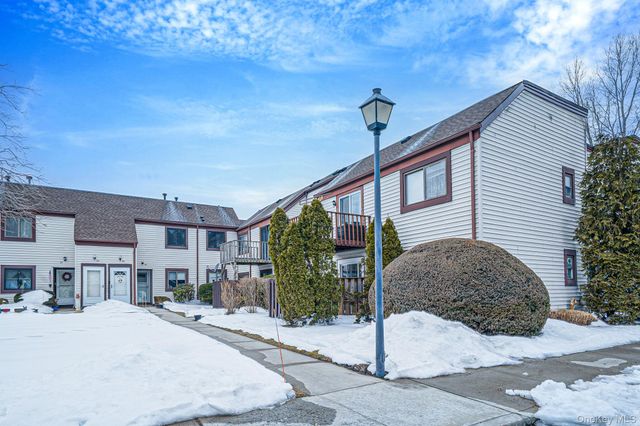 42 Monet Court 42, Middle Island, NY 11953