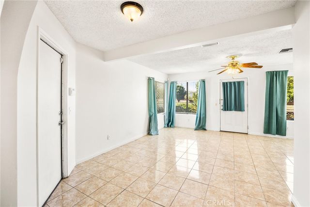 830 Costo Lane, Hemet, CA 92543