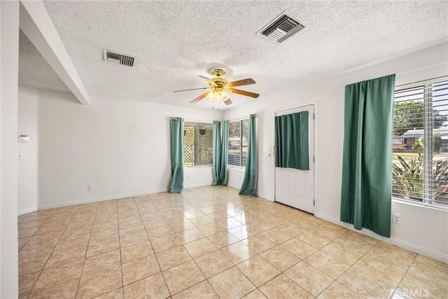 830 Costo Lane, Hemet, CA 92543