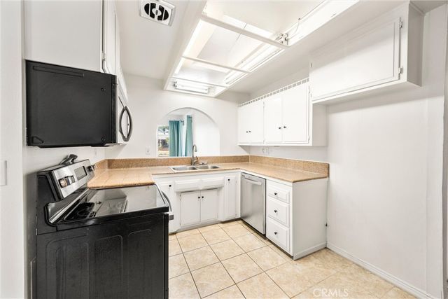 830 Costo Lane, Hemet, CA 92543