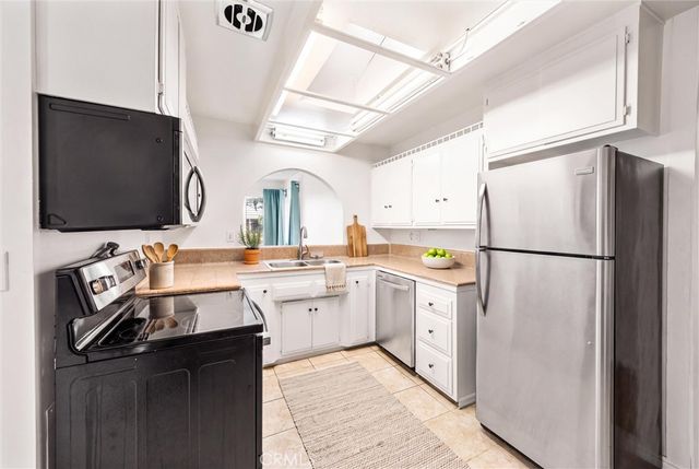 830 Costo Lane, Hemet, CA 92543