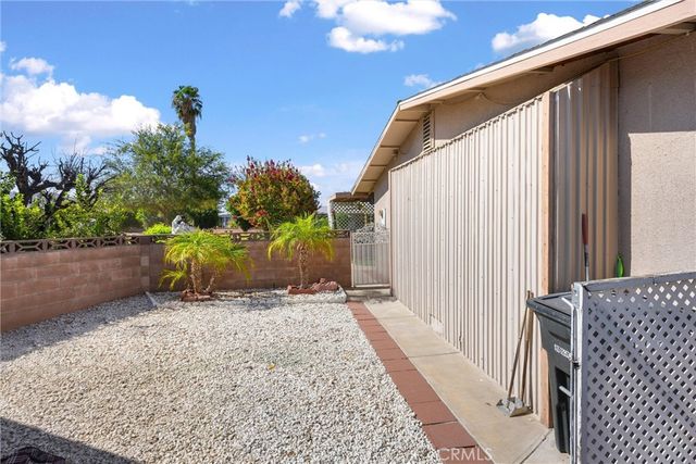 830 Costo Lane, Hemet, CA 92543