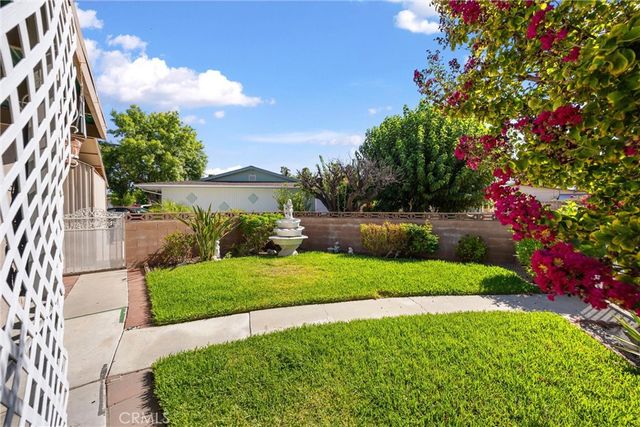 830 Costo Lane, Hemet, CA 92543