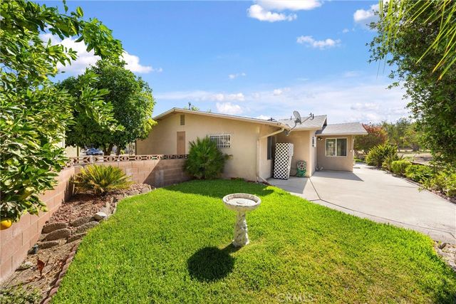 830 Costo Lane, Hemet, CA 92543