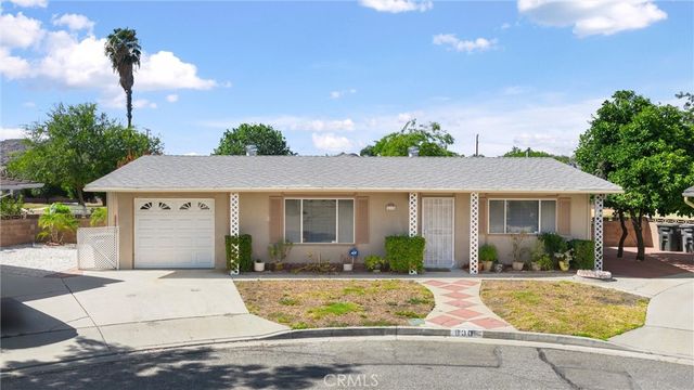 830 Costo Lane, Hemet, CA 92543