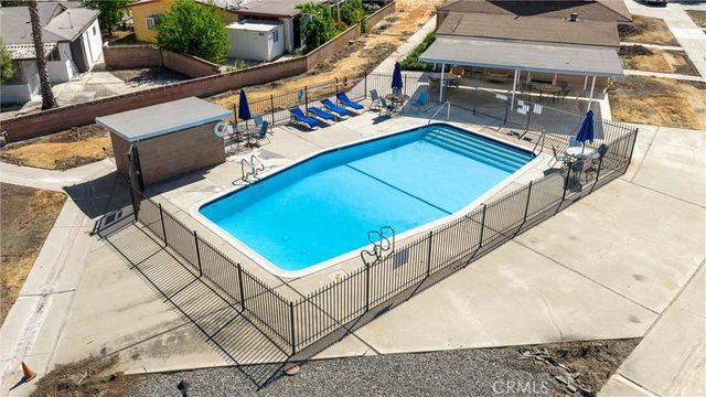 830 Costo Lane, Hemet, CA 92543