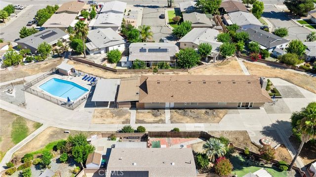 830 Costo Lane, Hemet, CA 92543