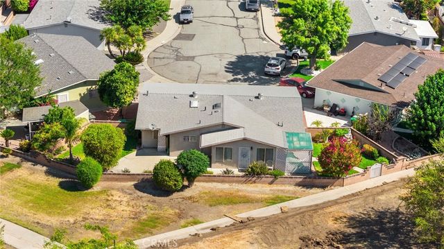 830 Costo Lane, Hemet, CA 92543
