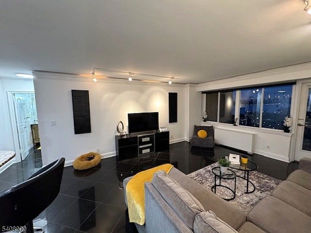 1203 River Rd 19K, Edgewater Boro, NJ 07020