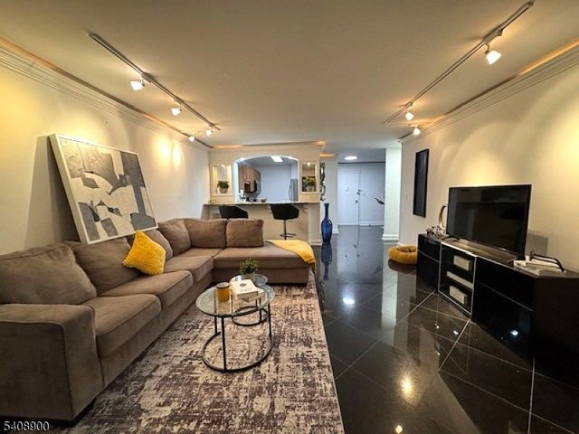 1203 River Rd 19K, Edgewater Boro, NJ 07020