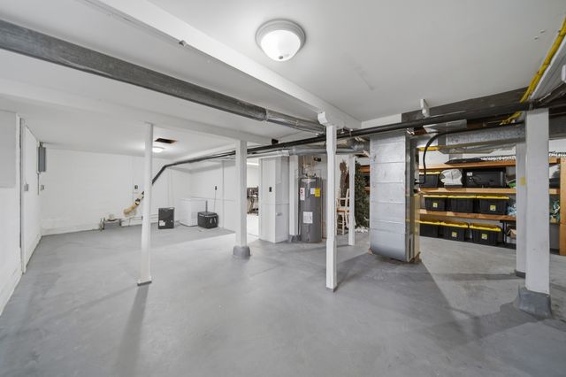 418 E Wall Street, Morrison, IL 61270