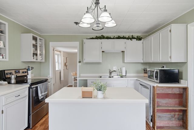 418 E Wall Street, Morrison, IL 61270