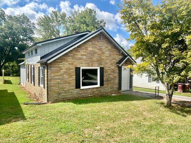 209 W Limestone Street, Somerset, KY 42501