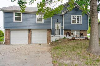 512 Broadway Street, Grain Valley, MO 64029