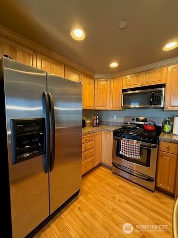 2103 Tacoma Court, Tacoma, WA 98405