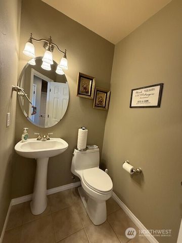 2103 Tacoma Court, Tacoma, WA 98405