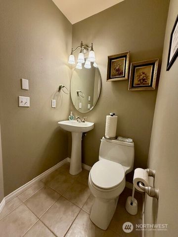 2103 Tacoma Court, Tacoma, WA 98405