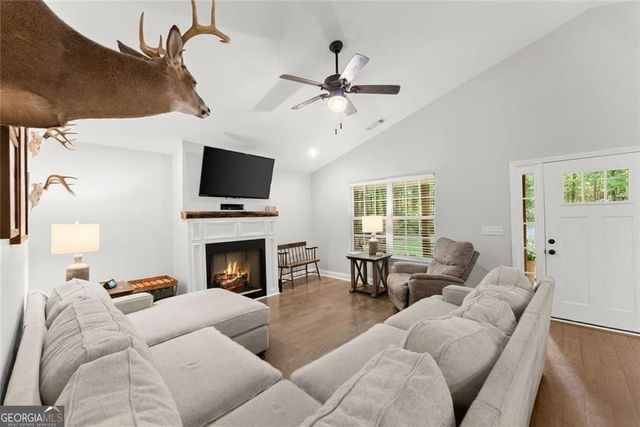 5314 H Thomas Road, Gainesville, GA 30506
