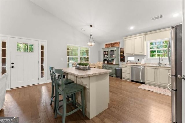 5314 H Thomas Road, Gainesville, GA 30506