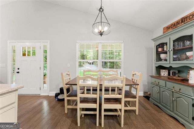5314 H Thomas Road, Gainesville, GA 30506