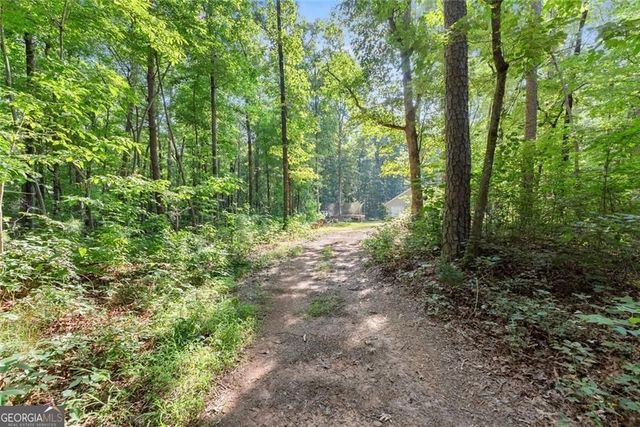 5314 H Thomas Road, Gainesville, GA 30506