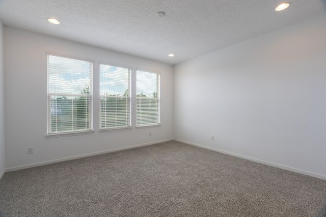 2729 Kings Canyon Loop NE, Rio Rancho, NM 87144