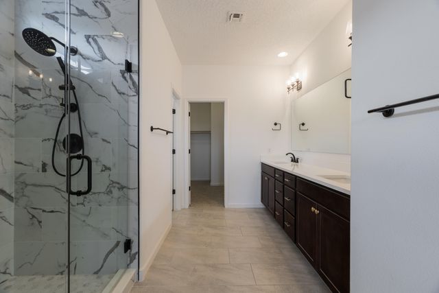 2729 Kings Canyon Loop NE, Rio Rancho, NM 87144