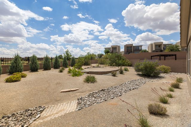 2729 Kings Canyon Loop NE, Rio Rancho, NM 87144