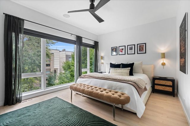 2109 W Race Avenue, Chicago, IL 60612