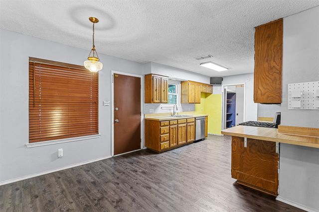 4210 Snow Mass Drive, Arlington, TX 76016