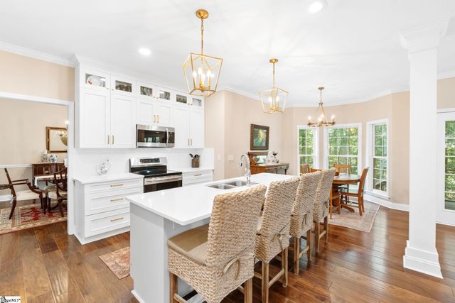 21 Summercrest Circle, Simpsonville, SC 29681