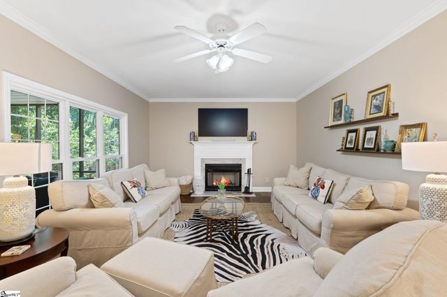 21 Summercrest Circle, Simpsonville, SC 29681