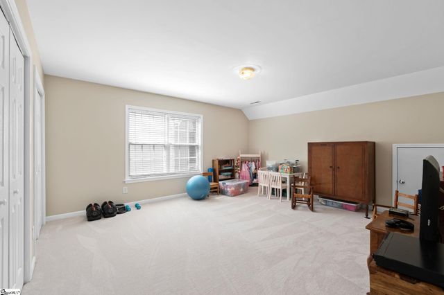 21 Summercrest Circle, Simpsonville, SC 29681