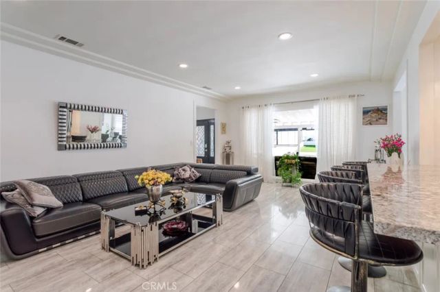 7284 Saint Estaban Street, Tujunga, CA 91042