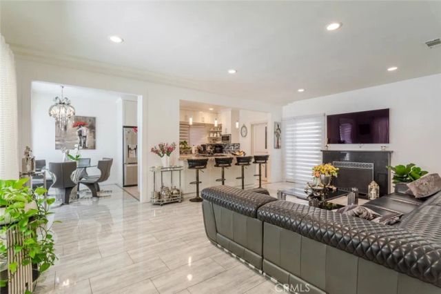 7284 Saint Estaban Street, Tujunga, CA 91042