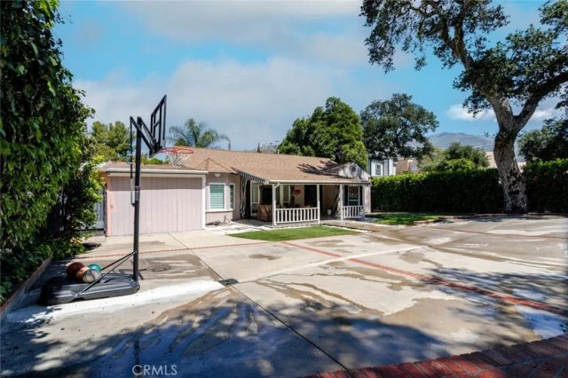 7284 Saint Estaban Street, Tujunga, CA 91042