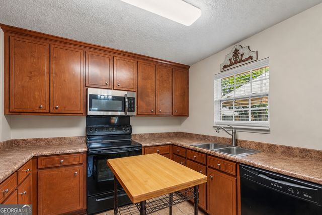 138 Brookfair Lane, Leesburg, GA 31763