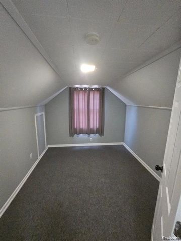 12760 Sarsfield Avenue, Warren, MI 48089