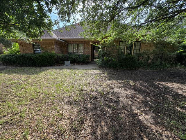 2720 Dorothy Drive, Keene, TX 76031