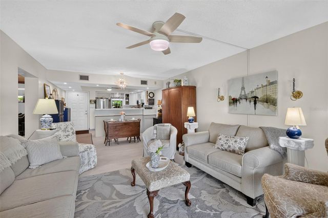 4300 BAYWOOD BOULEVARD A103, Mount Dora, FL 32757