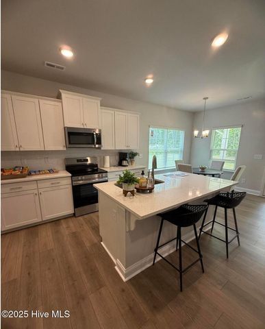 78 Fishing Creek Drive, New Bern, NC 28562