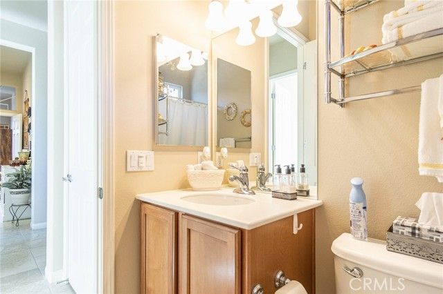 19442 Royal Oaks Road, Apple Valley, CA 92308