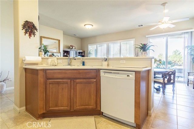 19442 Royal Oaks Road, Apple Valley, CA 92308